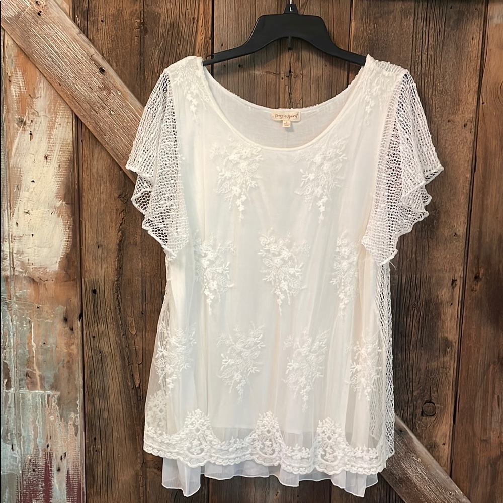 Elegant White Lace Top